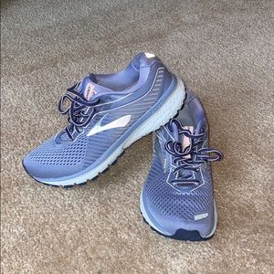 Brooks ghost 12 size 7.5